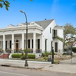 Ashton\'S Bed And Breakfast