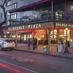 Avenue Plaza