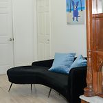 7 Bedroom - Sleeps 14! Next To Bourbon Street