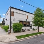 Marsh Hotel