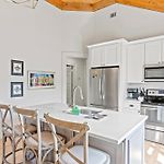 3Br Magazine St Home W Balcony
