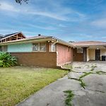 Easy Access To Us-90 & Near Dtwn: New Orleans Home