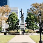 The Lafayette New Orleans By Kasa Living