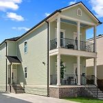 Private, Brand New, 5 Bed 5 Bath