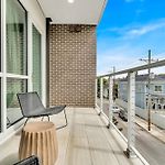 Pool & Gym Retreat Steps From Crescent Park