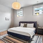 The Mary Beth Hotel & Gallery