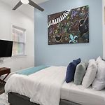 Cozy Fresh Lux House Near Downtown