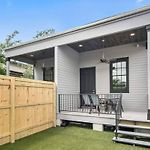 Cozy Haven By The French Quarter