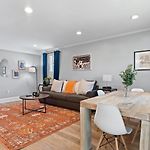 Garden District Retreat W Balcony