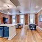 Stylish 2Br Retreat Steps From The Quarter