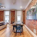 Stylish 2Br Retreat Steps From The Quarter