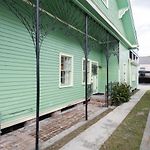 Mandeville Creole Cottage Upper And Lower