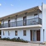 Cute 2Bed 1 Bath 1Half Bath, 7 Blocks From French Q Steps To Jazz Venues, Free Gated Parking Incl