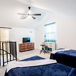 Home Near St Charles 10 Min From French Quarter