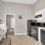 Classic Nola Stay In Cozy 2Br Shotgun