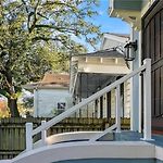 Spacious 4Br Retreat Comfort & Style - Downstairs