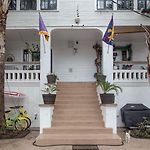Magazine Mansion