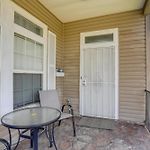 Family Home W/ Fenced Backyard In New Orleans!