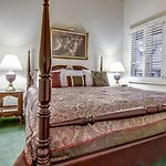 Plaza Suites Downtown New Orleans