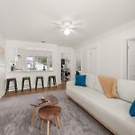 Cute And Cozy Centrally Located Unit