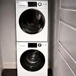 Drop Your Bags In Your 2 Bdrm, 2 Full Bath Condo In French Quarters Prime Location