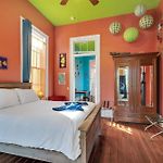 Peaceful Retreat W Balcony Near French Quarter