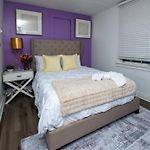 5 Bedroom - Sleeps 10! Best Location Next To French Quarter!