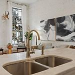 4Br Gem On Gravier Close To Dining & Souvenirs
