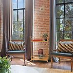 4Br Gem On Gravier Close To Dining & Souvenirs