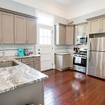St Philip Gem 5 Bed-5 Bath Steps To Fq - Monthly