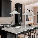 Luxury New Home Heated Pool And Spa