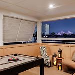 Luxury New Home Heated Pool And Spa