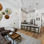 Stylish Cbd Condo Suite Walk To French Quarter