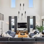 Designer 10-Bedroom Compound Heated Pools & Hot Tubs