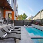 Bywater Retreat With Heated Pool And Roof Deck