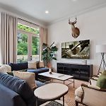 Retreat Near Frenchmen Heated Private Pool