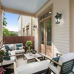 Beautiful Renovated Home With Private Heated Pool