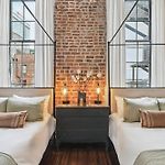 Retro Renovated Cbd Place Near Fq