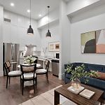 Downtown 6 Condo Combo 12Br 12Ba
