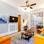 Elysian Historic Cottage - 4 Bed-4 Ensuite Baths