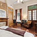 Historic 1840S Cottage Villa 2 Min Steps From French Quarter 9Br 7Ba