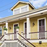 Treme 1Br French Qtr Medical Corridor