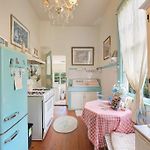 3 Or4Br 2A, Gorgeous, Fq, Streetcar, Courtyard Sleeps 8