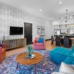 Huge 4Bd 4Ba With 2 Queen Sleeper Sofas Hotel Suite
