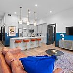 Lux Suite 4Bd 4Ba Walk To Dome&French Quarter Hotel