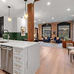 Close To All Nola Hotspots Downtown Hotel Suite