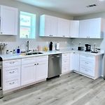 Modern 4Br Easy Access To Top Attractions