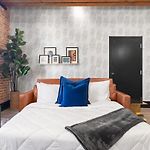 Historic Modern Suite Downtown Hotel