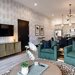Lux 4Bd 4Ba Suite 2 Sleeper Sofas Own Terrace Hotel