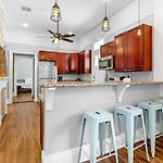St Ann Creole Victorian - 5 Bed-5 Bath